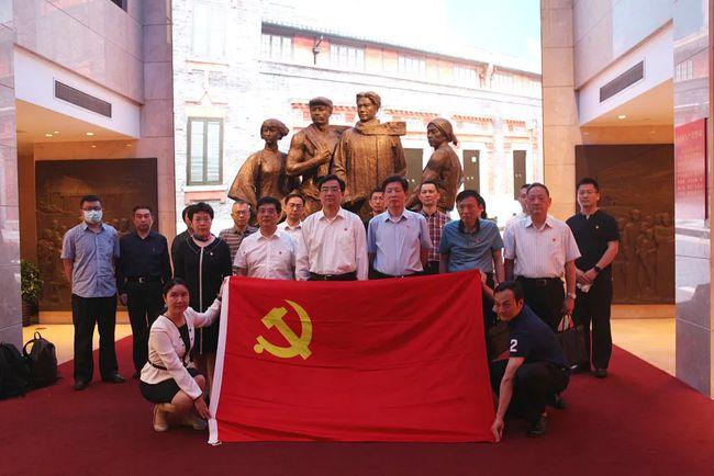 探索吉鹿力——488888888是哪个地方的电话?问答社区